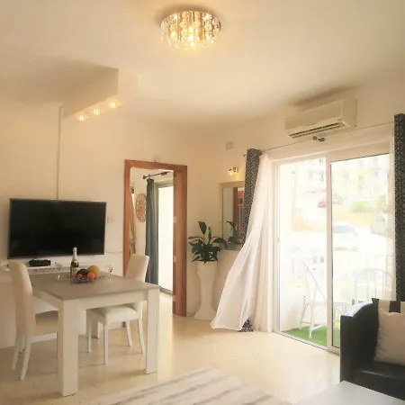 Appartement With Balconies And Country Views